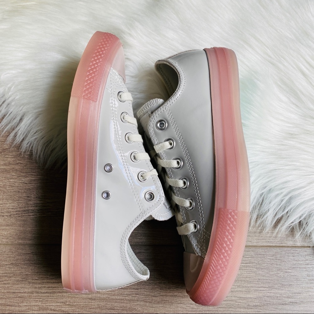 NWT Converse Ctas OX Women’s Shoes - Picture 7 of 9